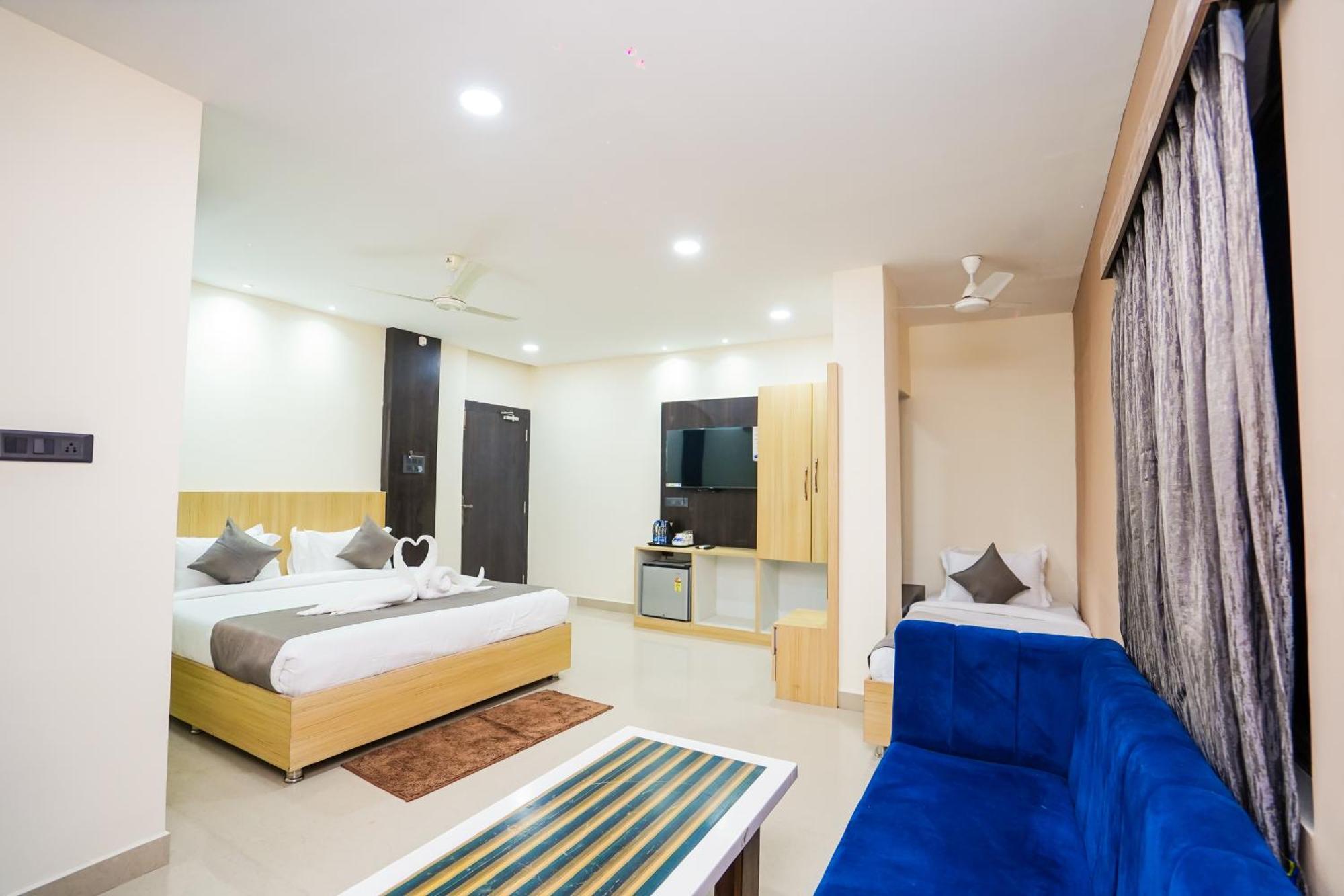 Hotel Middleton Nxt Μπουμπάνεσβαρ Εξωτερικό φωτογραφία