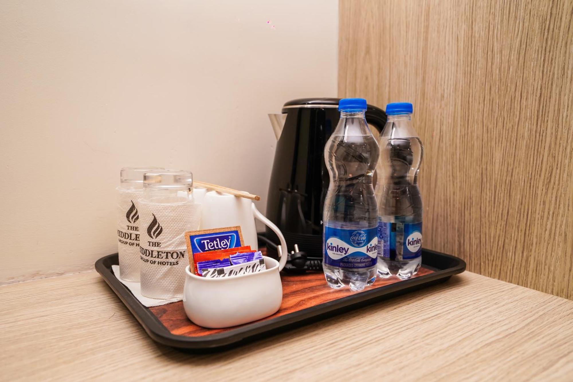 Hotel Middleton Nxt Μπουμπάνεσβαρ Εξωτερικό φωτογραφία